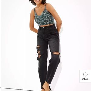 AE RIPPED RELAXED MOM JEAN! Size 14. NEVER WORN